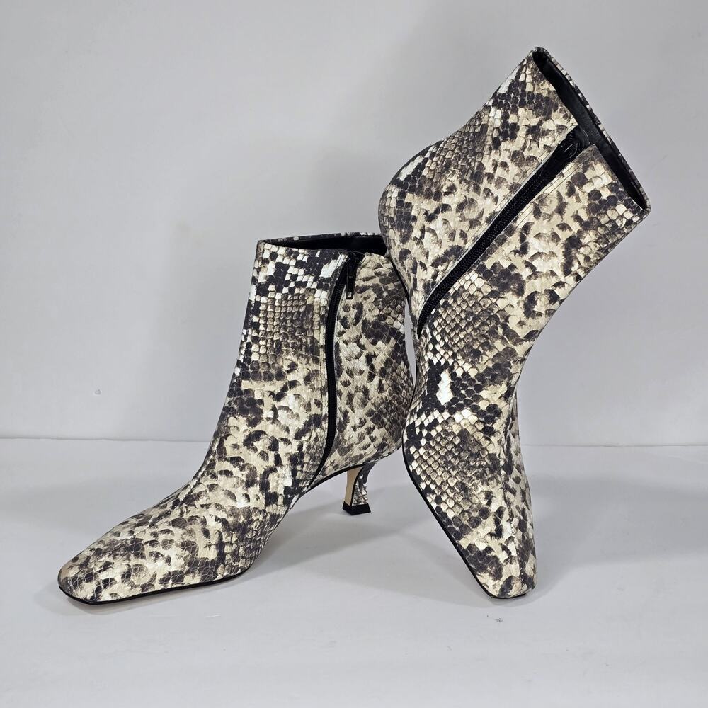 Gianni Bini Women’s Ankle Boots 7.5 Snake Print Side Zip Pointed Toe Kitten Heel